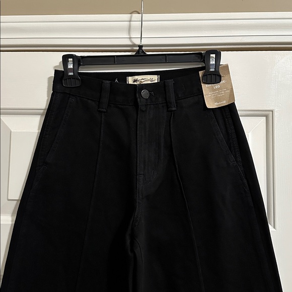 Madewell Superwide-Leg Trouser Jeans in Black Rinse Wash - Picture 8 of 12